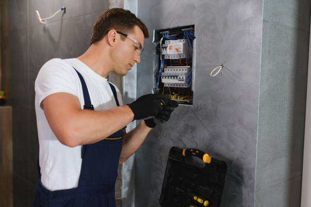 Best Emergency Electrical Repair  in Maricopa, CA